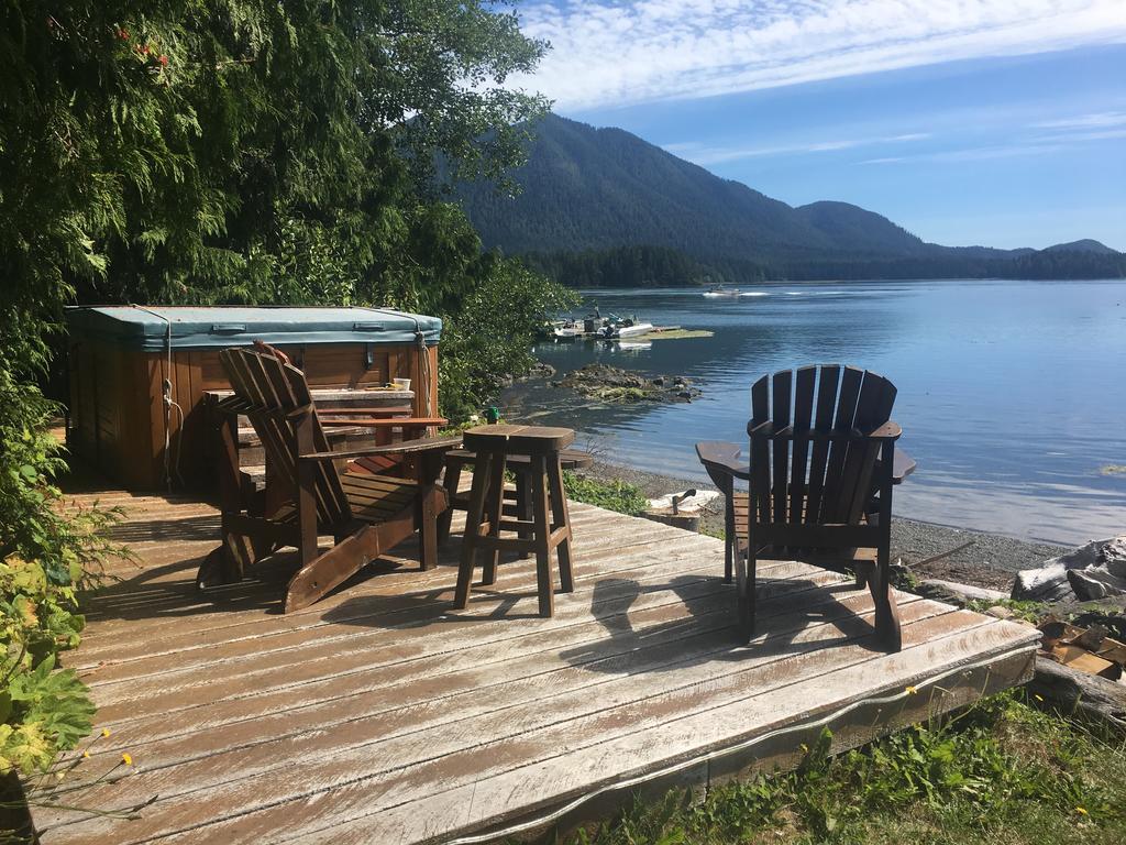 Tofino Stormbay Guest House ภายนอก รูปภาพ