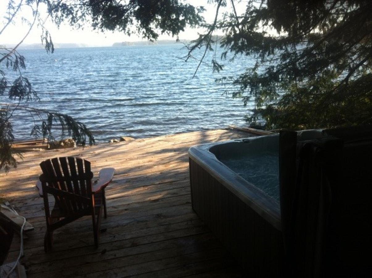 Tofino Stormbay Guest House ภายนอก รูปภาพ
