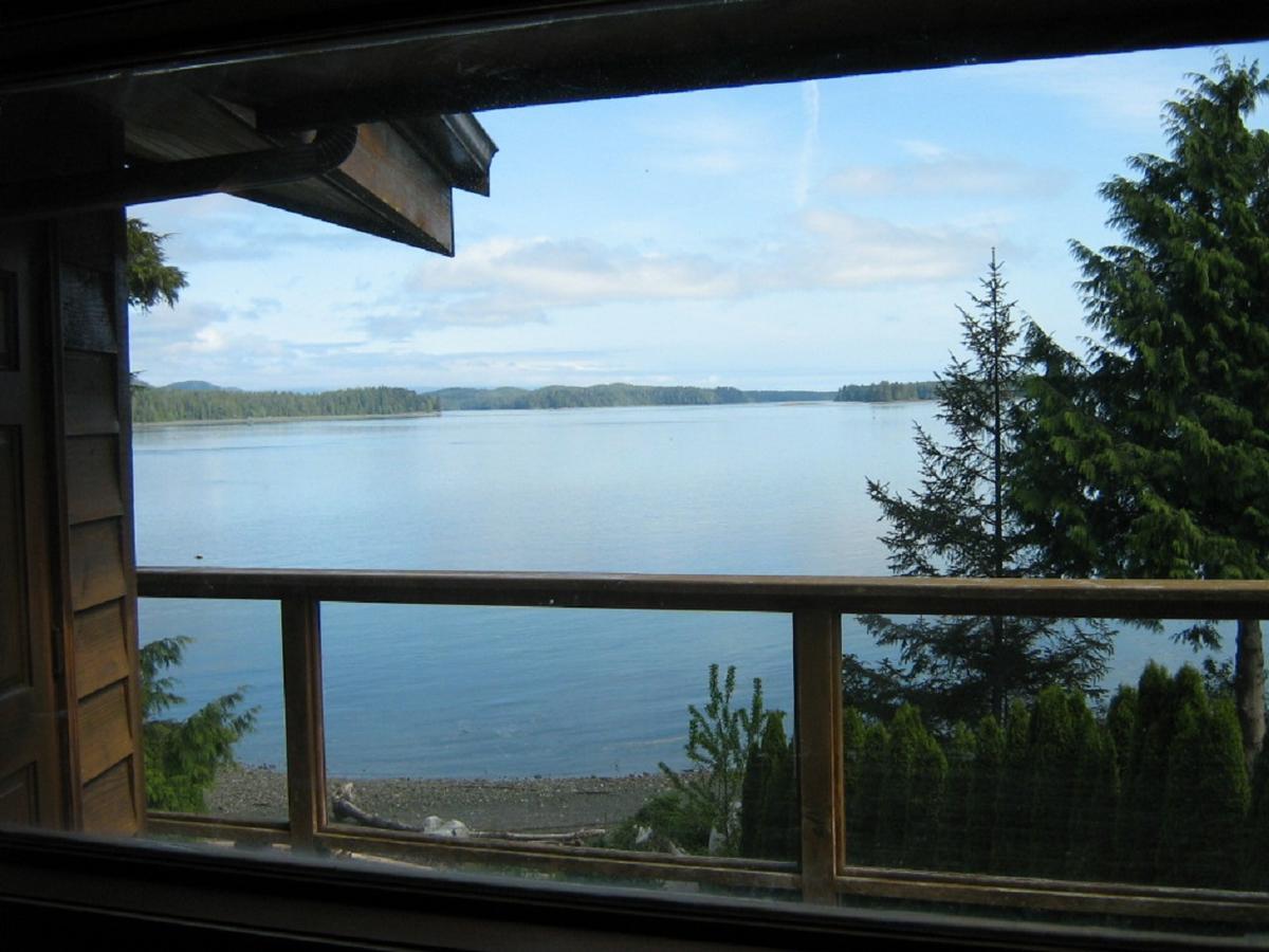 Tofino Stormbay Guest House ภายนอก รูปภาพ